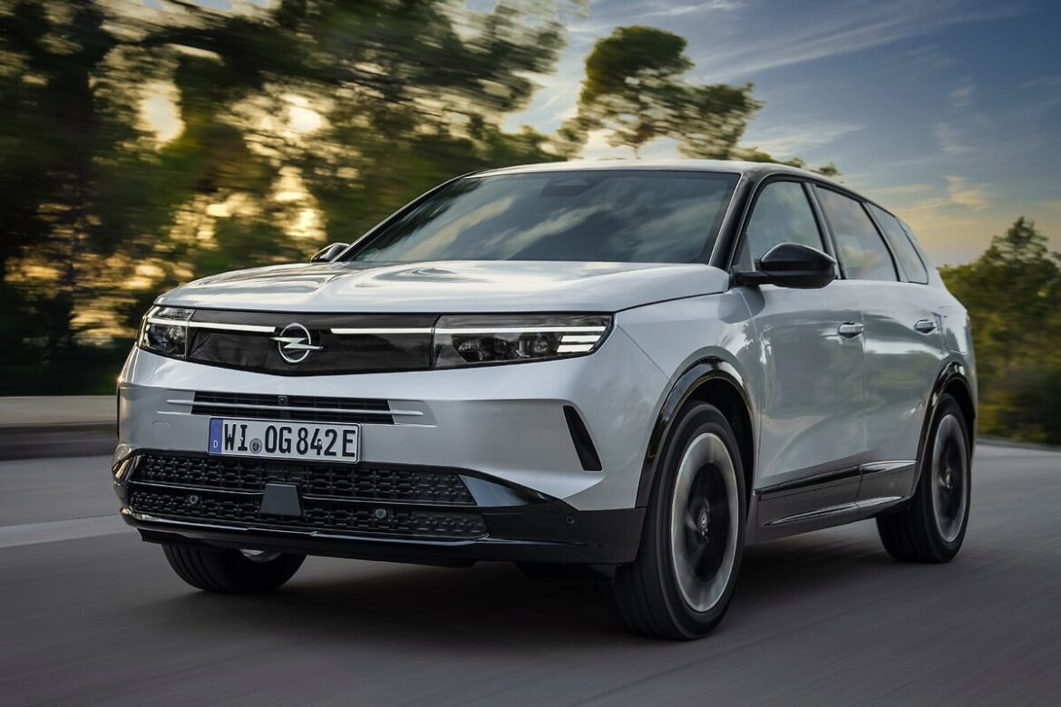 2617129-nuauf132t1-whr Mistrz długich dystansów: Nowy Opel Grandland Plug-in Hybrid